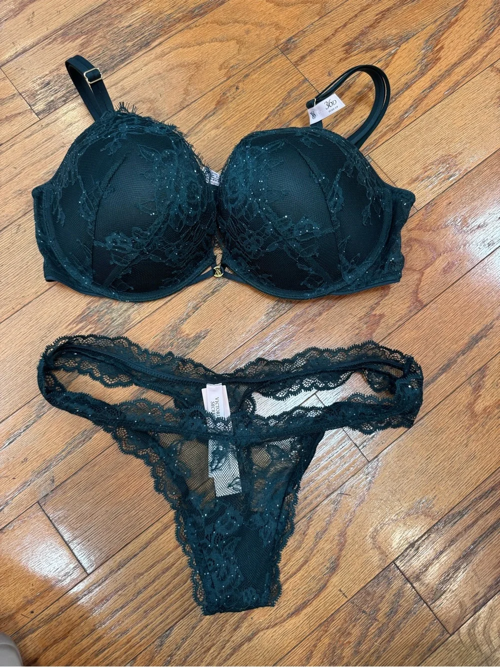 Victoria's Secret Emerald Lace Balconette Bra & Thong Set